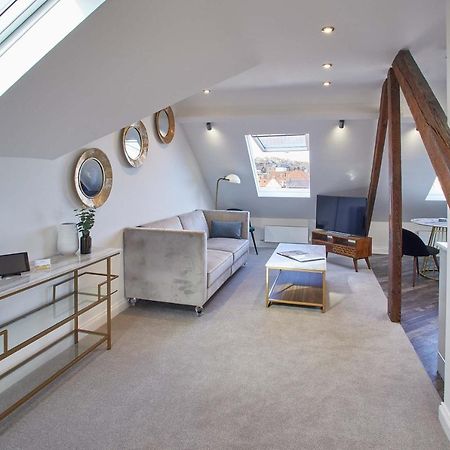 Host & Stay - The Penthouse, Hudsons Yard House Whitby Ngoại thất bức ảnh