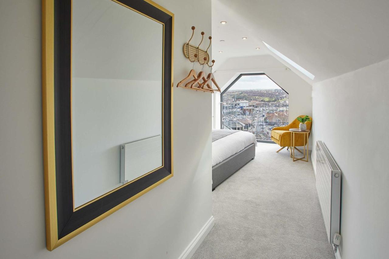 Host & Stay - The Penthouse, Hudsons Yard House Whitby Ngoại thất bức ảnh
